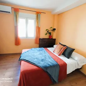 Apartamento Duplex En Centro De Malaga, Calle Nuno Gomez, Málaga